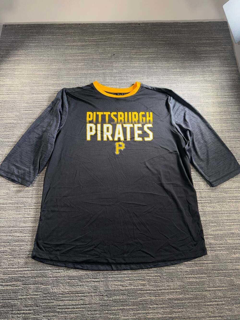 MLB Genuine Merchandise Pittsburgh Pirates 3/4 Sleeve Shirt Mens 2XL Charcoal
